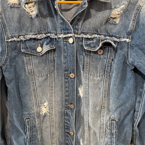 KanCan NWOT Distressed Blue Denim Jacket - Picture 2 of 4